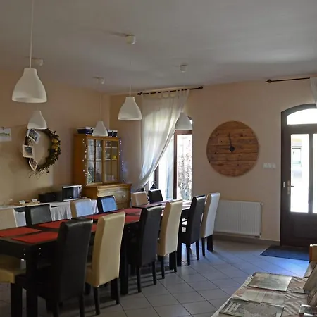 Malom-to Vendeghaz Guest house