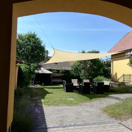 Malom-tó Affittacamere 4*