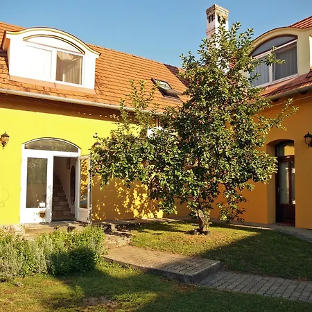 Malom-to Vendeghaz 4*