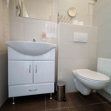 Malom-to Vendeghaz بيت ضيافة 4*