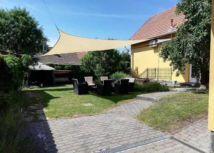 Malom-to Vendeghaz 4* Tapolca