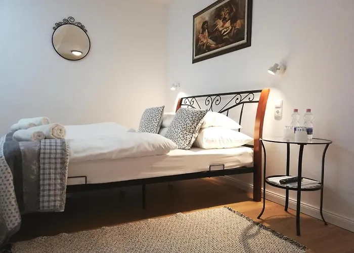 Malom-to Vendeghaz Guest house Tapolca