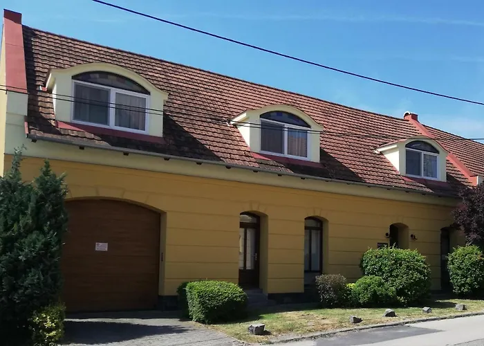 Malom-to Vendeghaz 4*