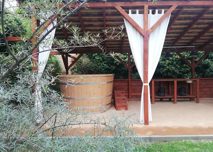 Malom-to Vendeghaz 4* טפולצה