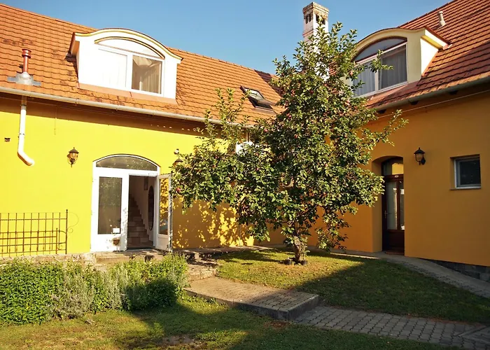 Malom-to Vendeghaz 4*