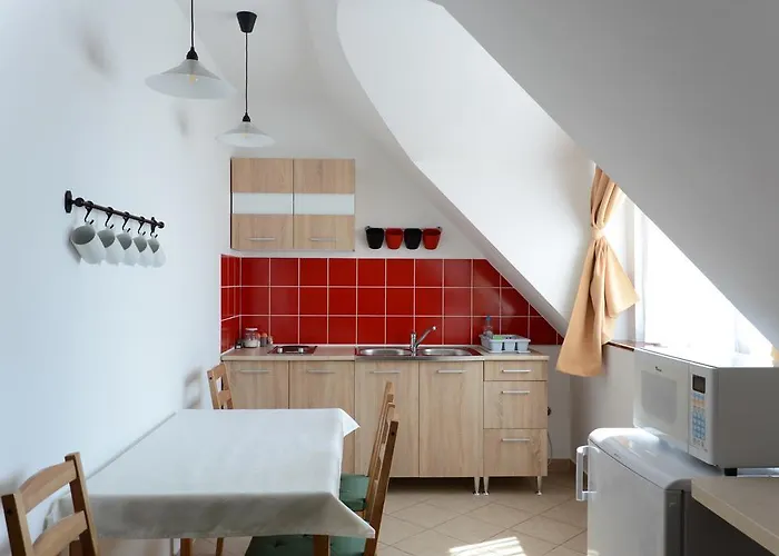 Malom-to Vendeghaz Guest house