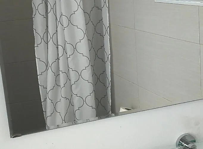 Malom-to Vendeghaz 4*